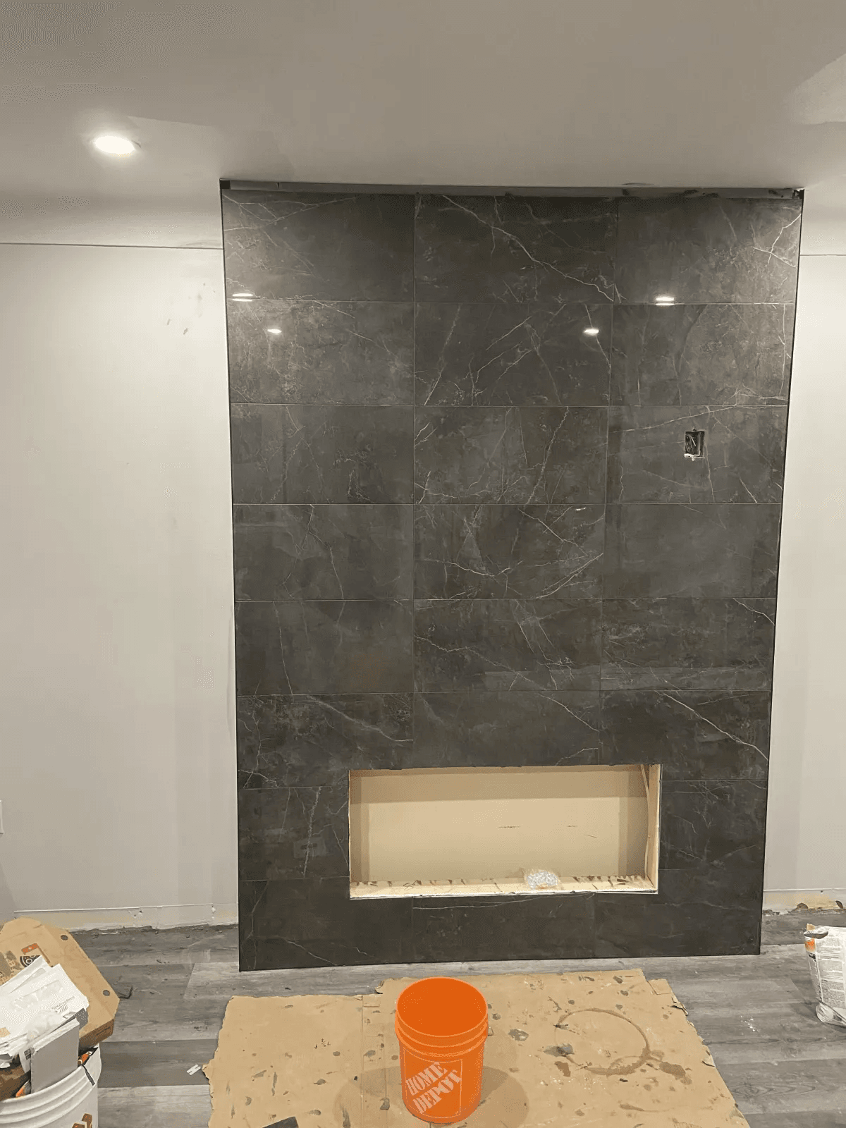 Ozzy Renos Image 1