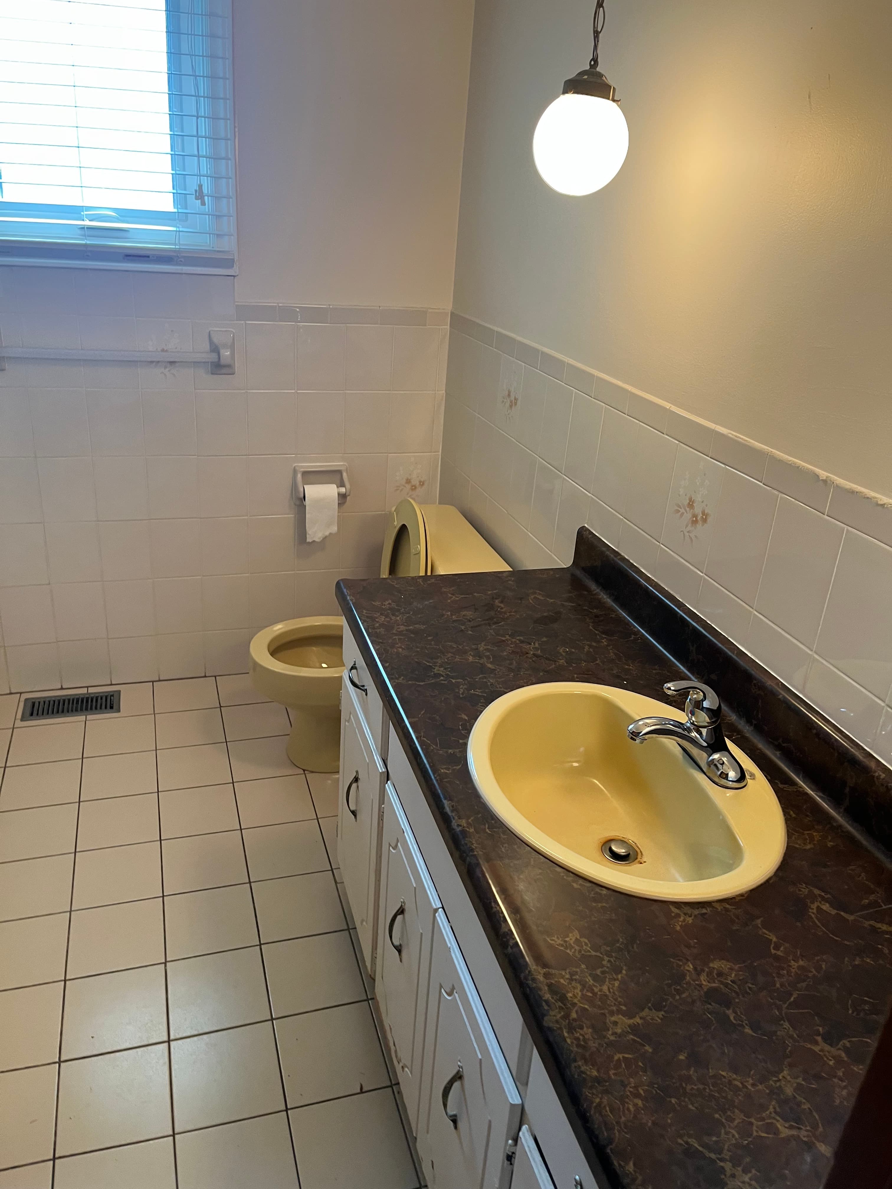 Ozzy Renos Image 2