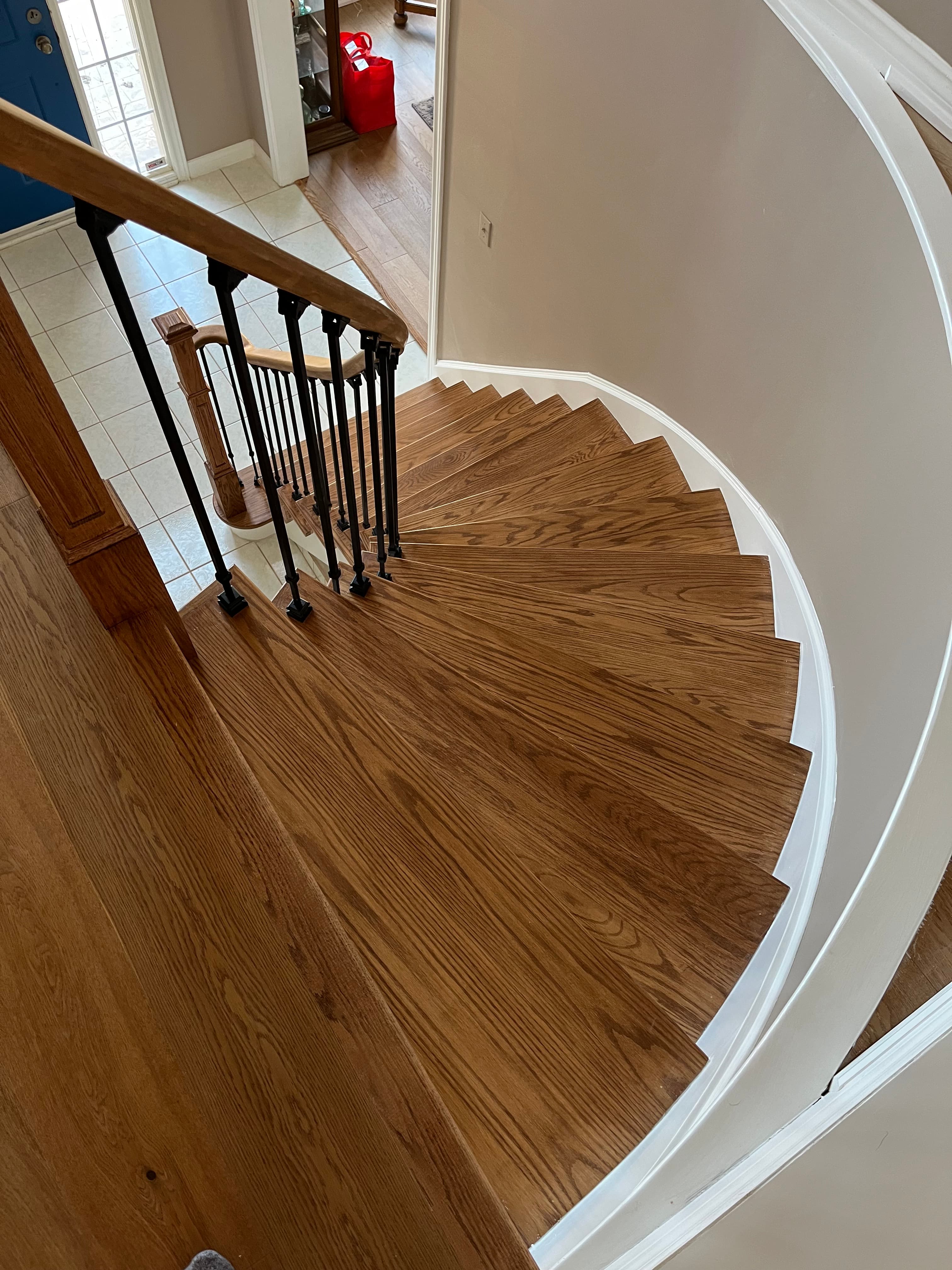 Ozzy Renos Image 1